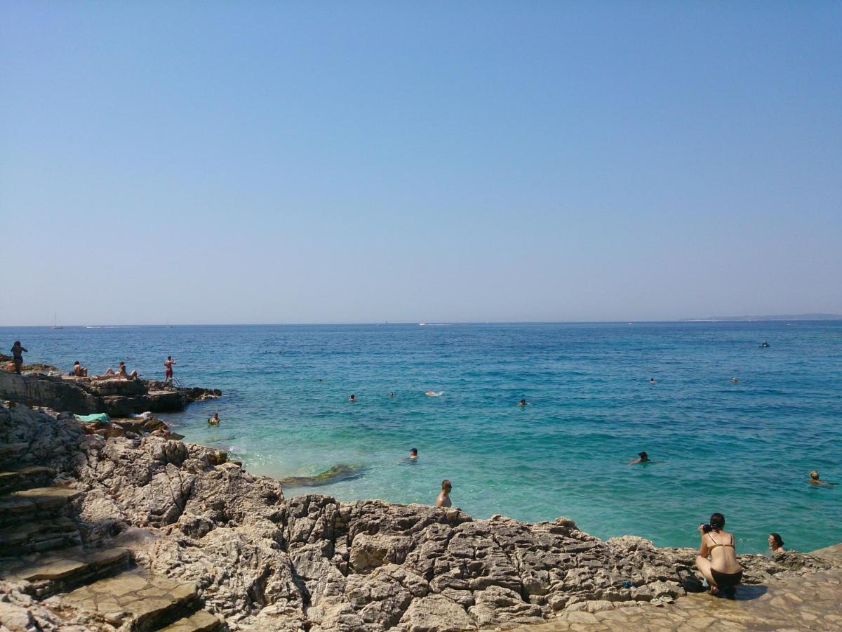 Apartments Vila Tisa Mali Lošinj Buitenkant foto