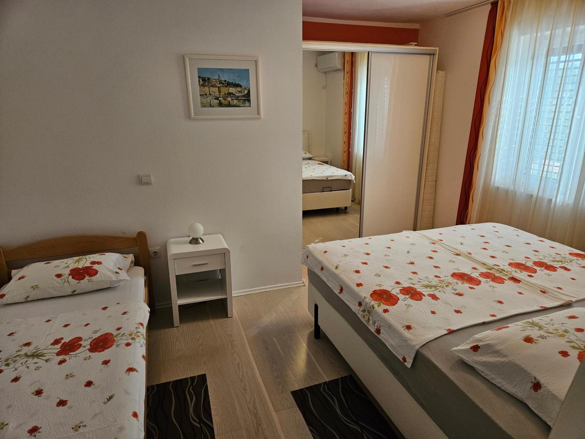 Apartments Vila Tisa Mali Lošinj Buitenkant foto